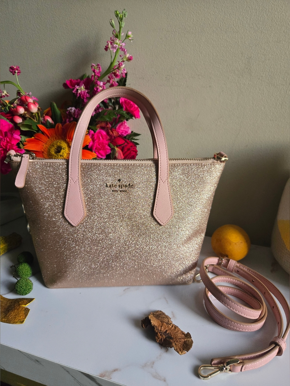 GUC Kate Spade Joeley Rose Gold Glitter Satchel Crossbody Bag With Strap